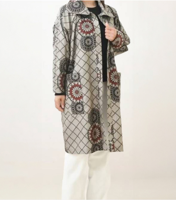 グレーのコート